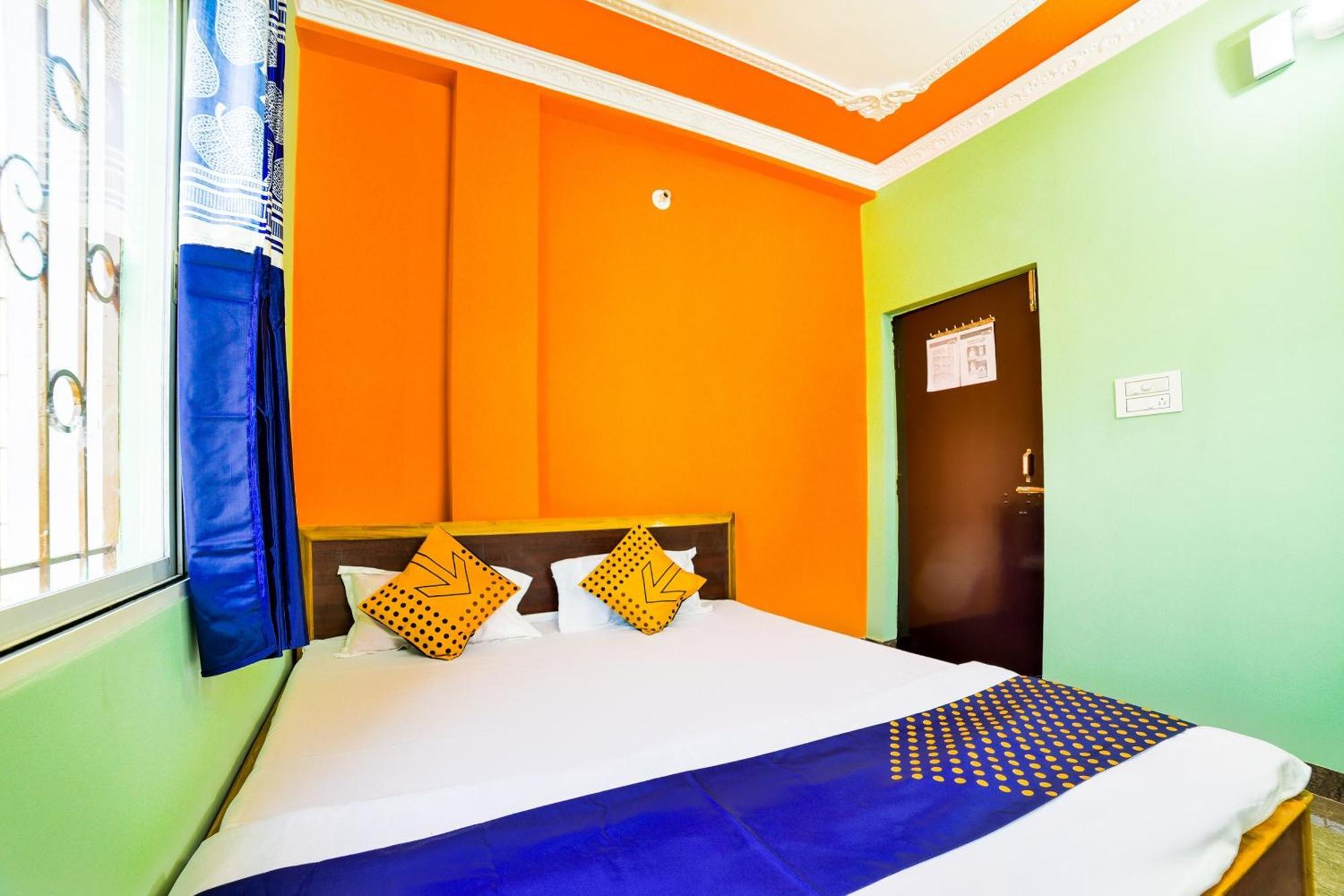 Spot On Devlok Guest House Patna  Exterior foto